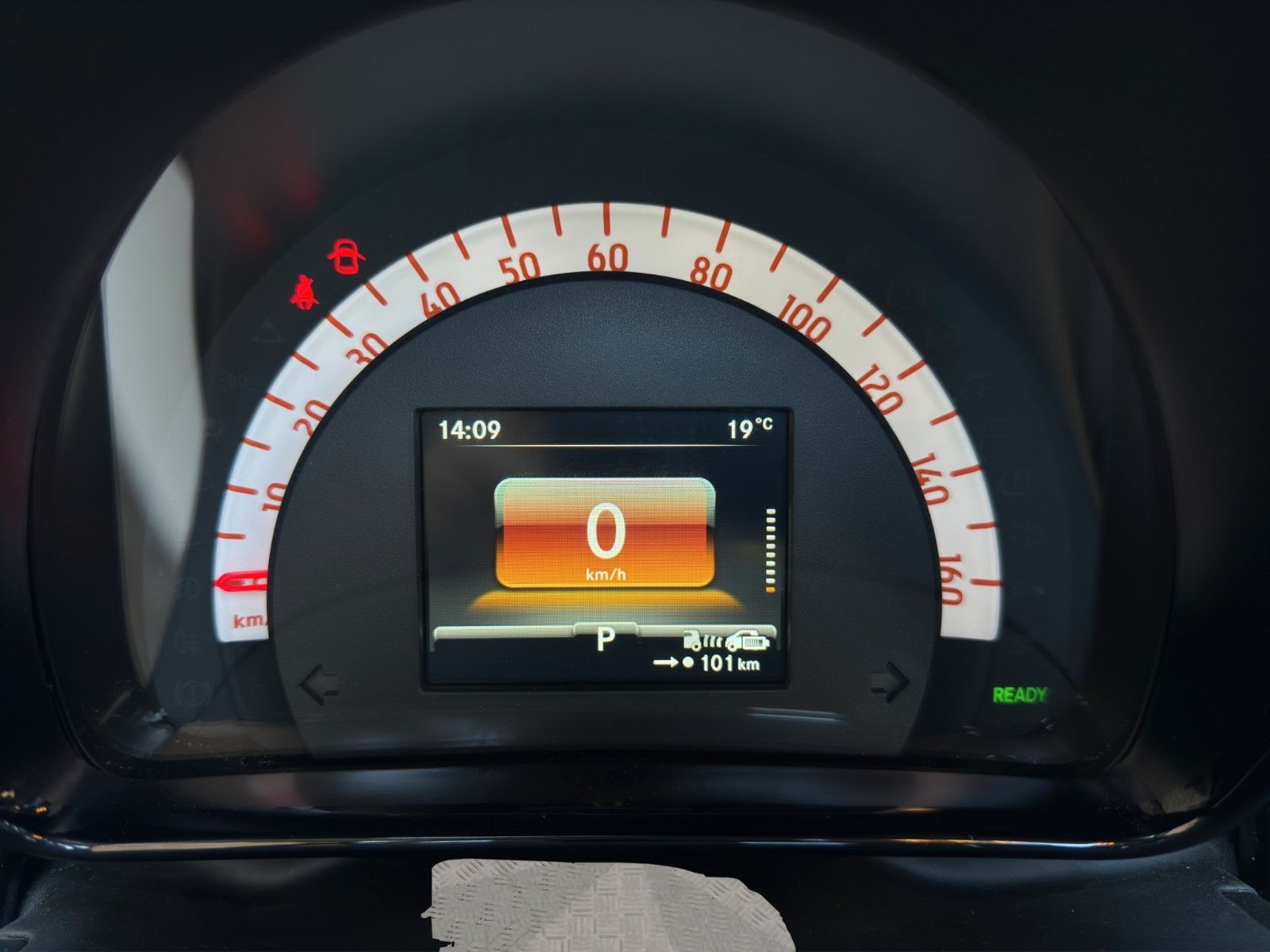 Fahrzeugabbildung Smart ForTwo Cabrio EQ Prime *Leder* *Brabusfelgen*